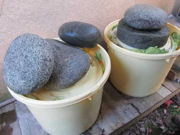 japanese-pickling-rocks-simple-stones